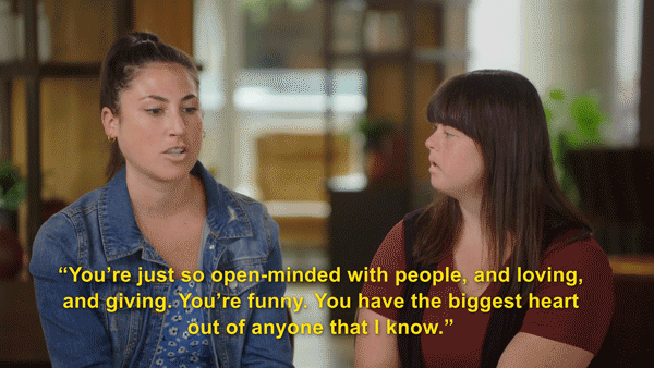 “你对人很开放,充满爱,乐于付出。你有趣。你是我认识的人中心胸最宽广的。”