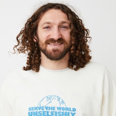 以斯拉·费尔斯通的头像