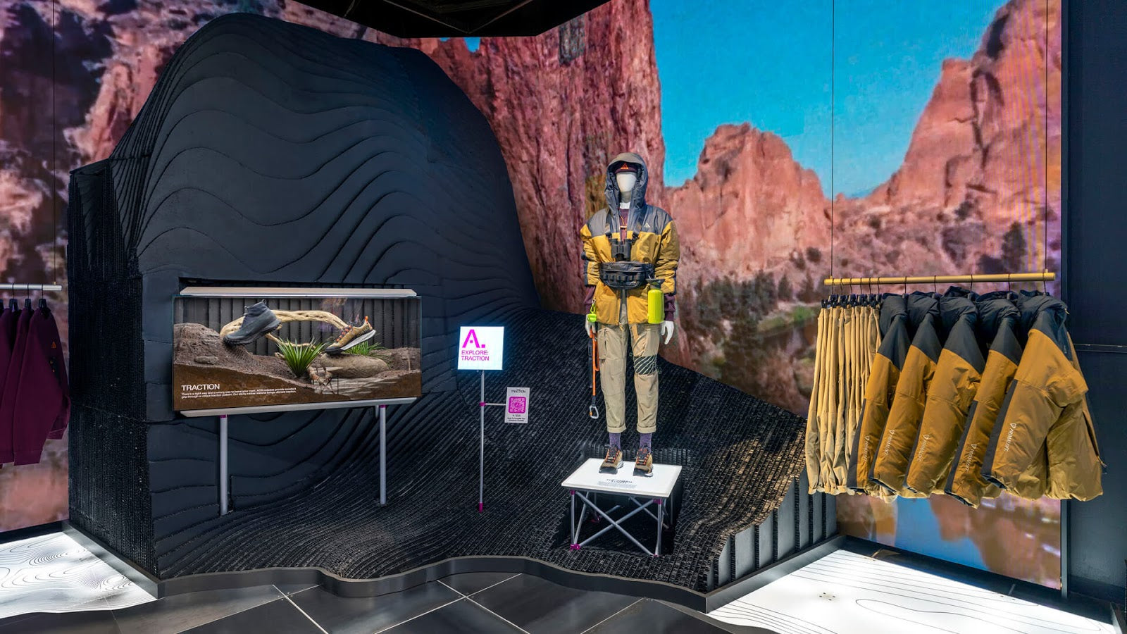 登山装备店陈列