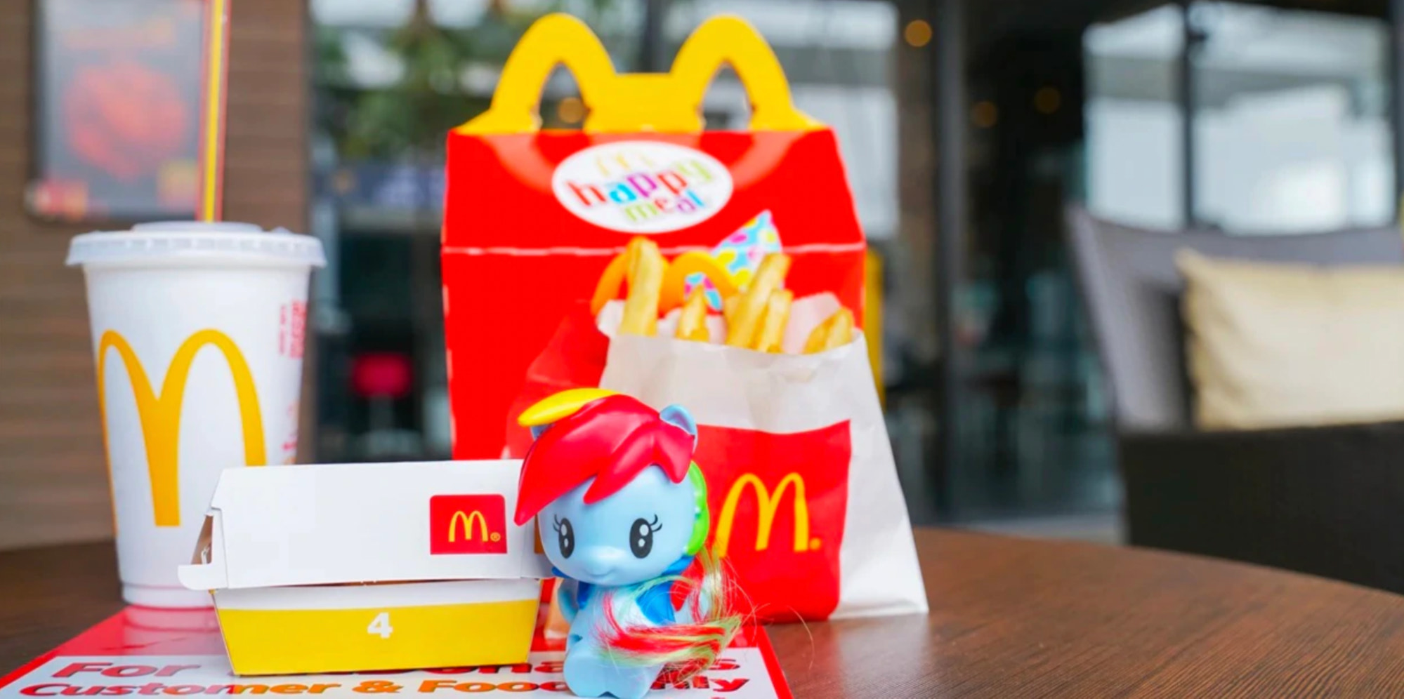 retail branding brand identity